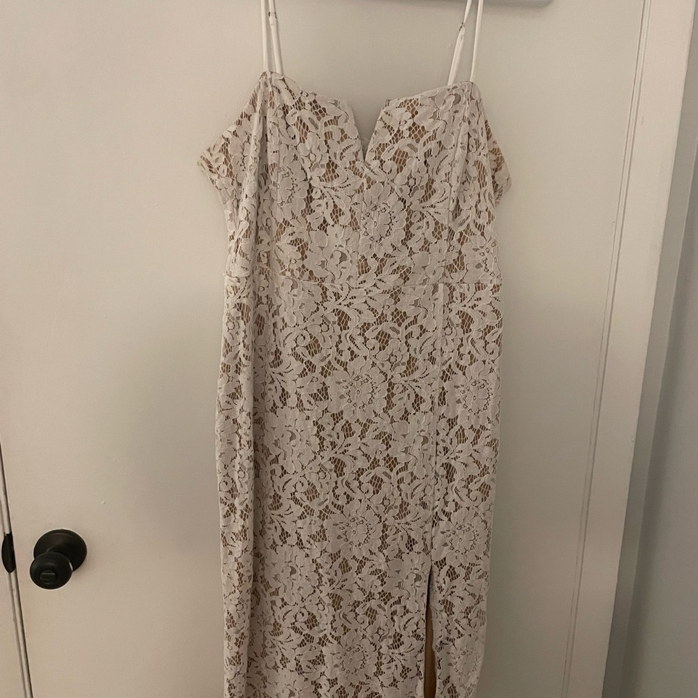 Lulu's White Lace Midi Dress